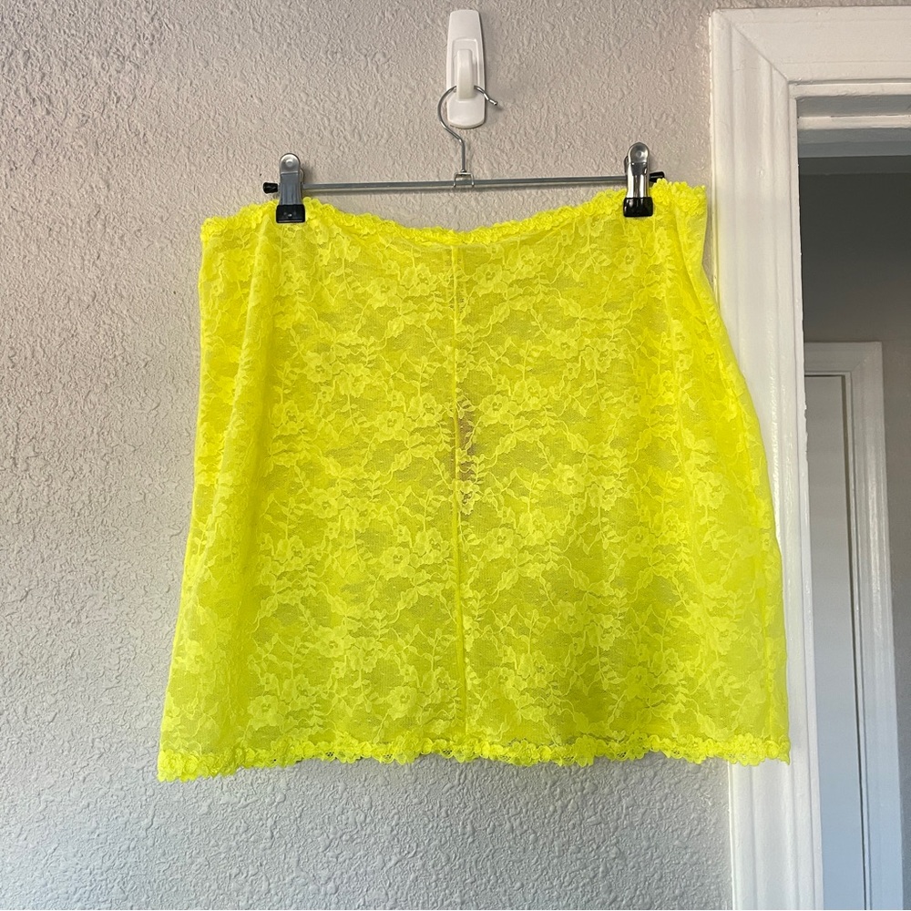 SKIMS Neon yellow stretch, lace, intimate skirt 3X NWT - Picture 7 of 8